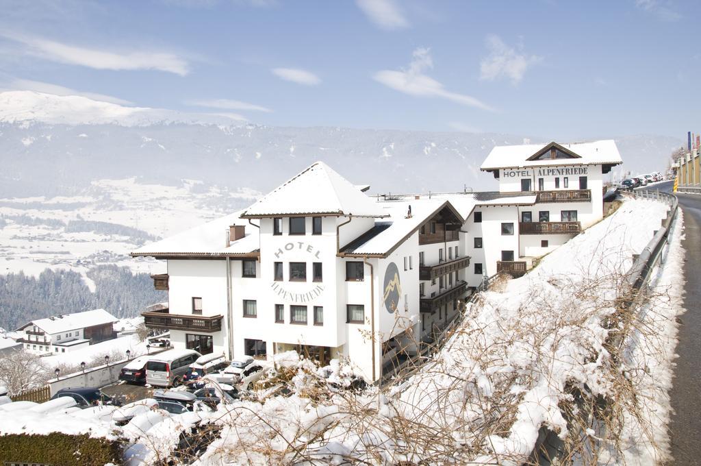Hotel Alpenfriede Йерценс Экстерьер фото